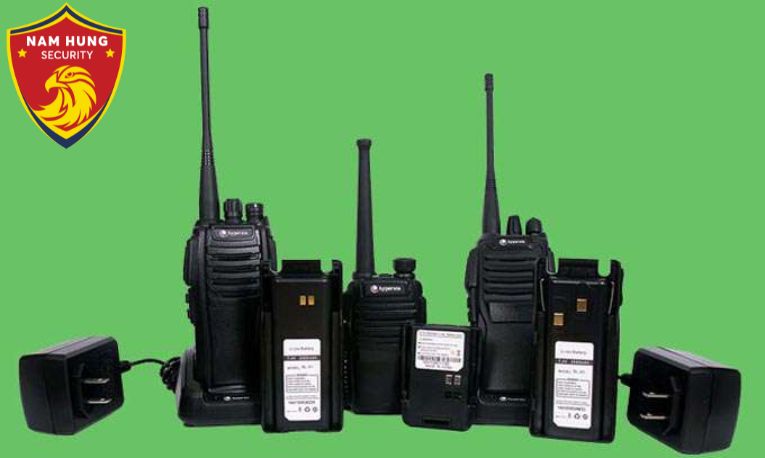 6 Lưu Ý Khi Sử Dụng Bộ Đàm Cầm Tay Bạn Nên Biết 4 Nhớ gắn ăng-ten