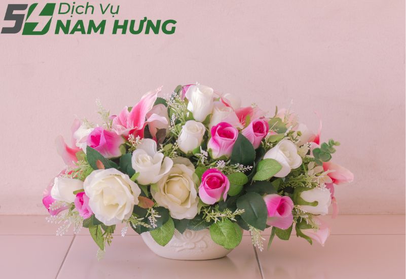 Cách Trang Trí Hoa Giả Trong Nhà Hợp Phong Thủy 3 Những quan niệm về việc không nên tìm cách trang trí hoa giả trong nhà