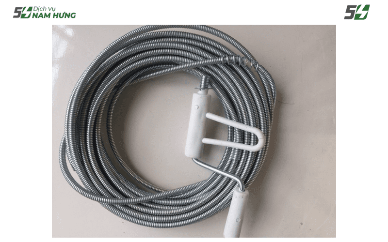 Dây Thông Cống Lò Xo Là Gì? Loại Nào Hiệu Quả? 3 Cách sử dụng dây thông cống lò xo hiệu quả